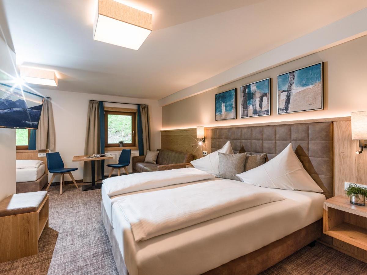 Alpen Glueck Hotel Unterm Rain Garni キルヒベルク・イン・チロル エクステリア 写真