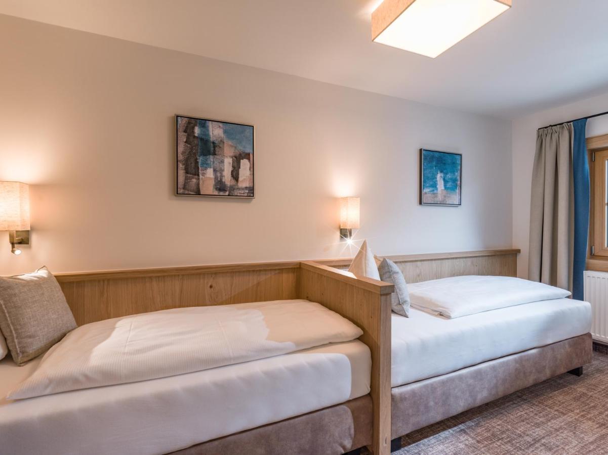 Alpen Glueck Hotel Unterm Rain Garni キルヒベルク・イン・チロル エクステリア 写真