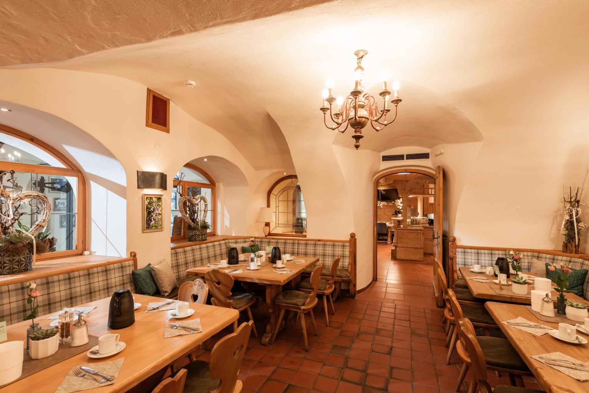 Alpen Glueck Hotel Unterm Rain Garni キルヒベルク・イン・チロル エクステリア 写真